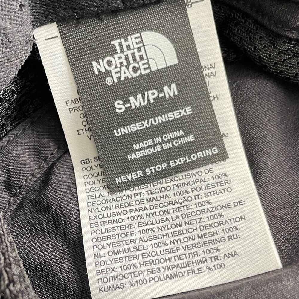 The North Face Black Sun Bucket Hat - Picture 6 of 8